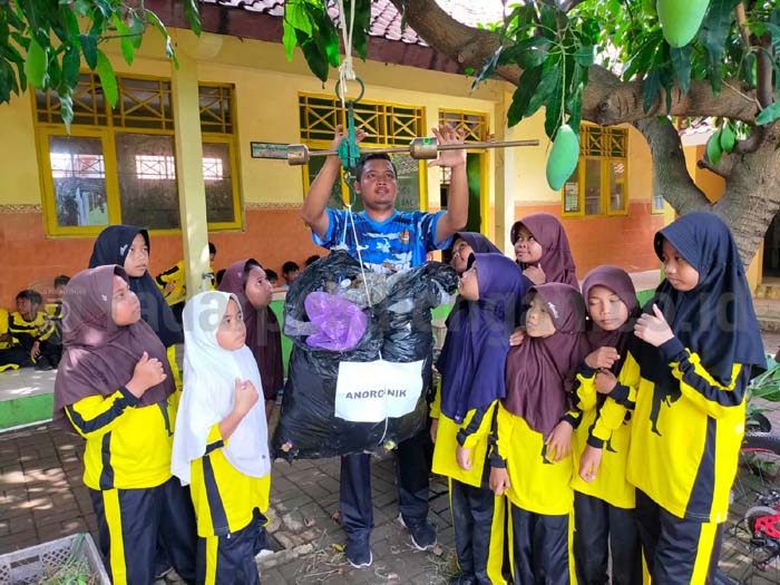 Pelajar Diajak Jadi Generasi Pilah Sampah