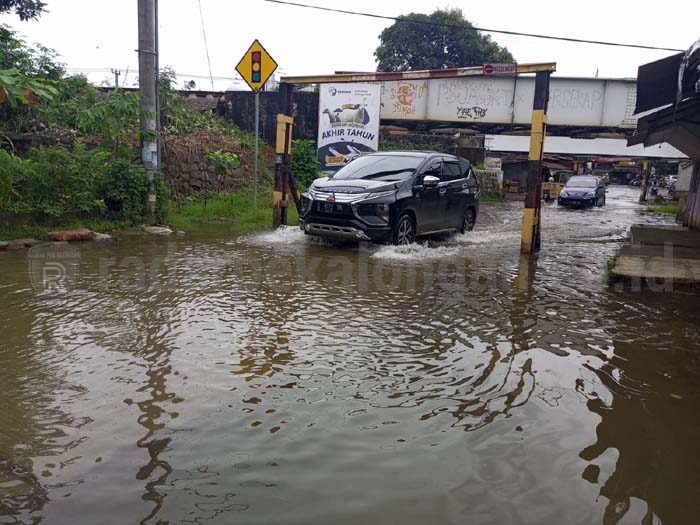 Sudah Ditinggikan, Jalan Pacar Masih Tergenang