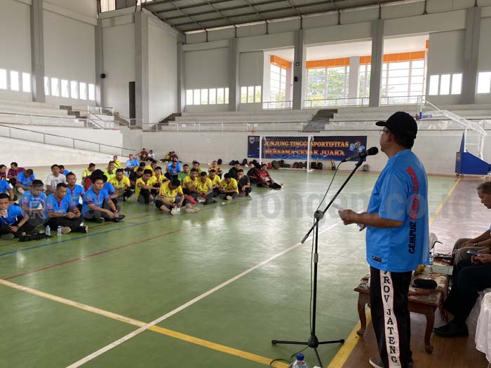 Lewat Senam dan Trofeo, Disparpora Ajak Guru Gempur Rokok Ilegal