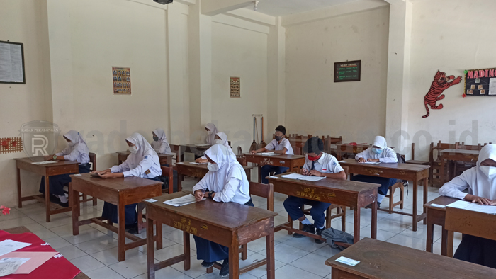 Sakit, 10 Siswa Absen US Luring