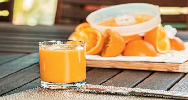 Waduh, Jangan Berlebihan Mengonsumsi Vitamin C, Ini 4 Bahayanya
